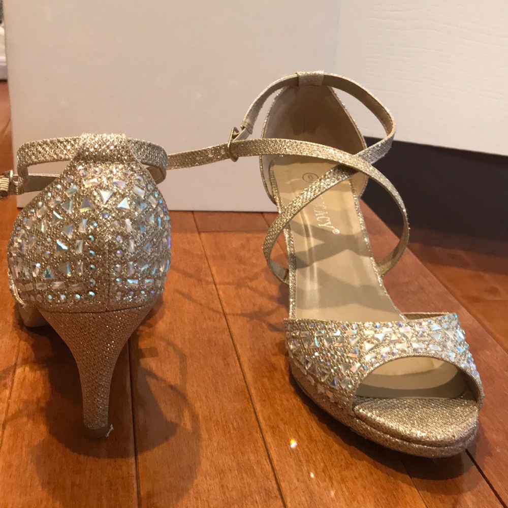 gold/silver diamond heels